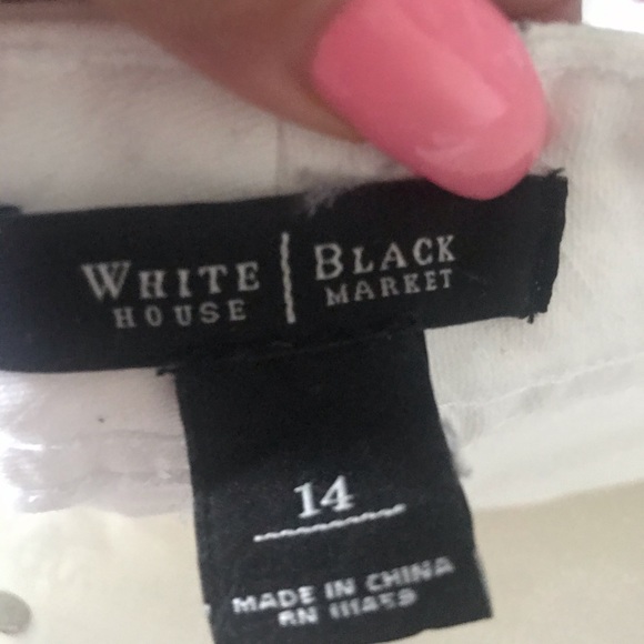 Gorgeous WHBM Mini Skirt - Picture 4 of 4